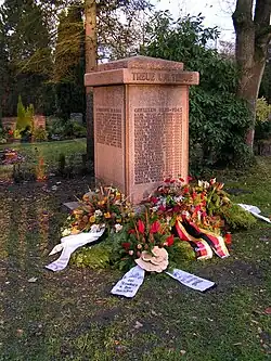 Kriegerdenk­mal auf dem Paulus-Friedhof