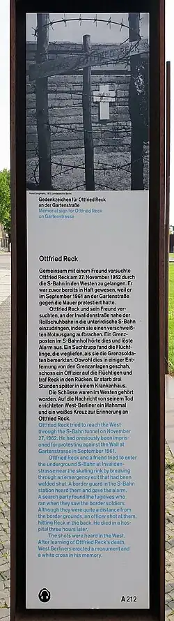 Gedenktafel, Bernauer Straße ggü. 117, in Berlin-Mitte