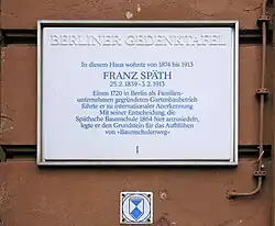 Gedenktafel am Herrenhaus