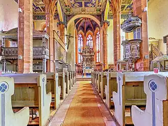 Innenansicht zum Altar