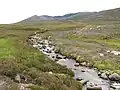 Mittellauf des Gelder Burns mit Lochnagar im Hintergrund