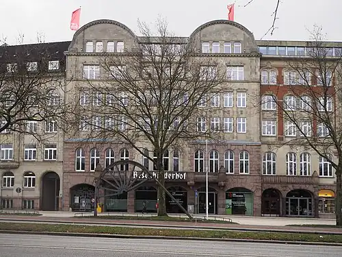 Gewerkschaftshaus, Fassade des zweiten Bauabschnitts von 1913