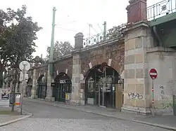 Stadtbahnbögen im Bereich der U6