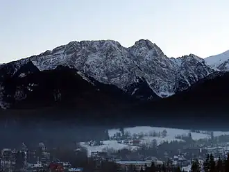 Giewont von Zakopane (Norden) aus gesehen