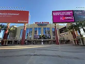 Eingang 4 der Gila River Arena im Februar 2020