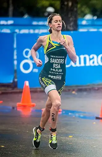 Gillian Sanders beim ITU World Triathlon Edmonton im Rahmen der ITU World Championship Series 2015