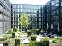 Rückseite, Innenhof