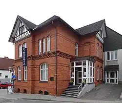 Heinz-Koch-Haus mit dem Glasmuseum