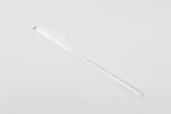 Siedestab aus Borosilikatglas auf weißer Unterlage