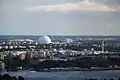 Blick auf die Globen vom rund fünf Kilometer entfernten Kaknästurm
