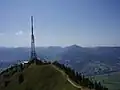 Blick vom Gebirgsjägerdenkmal zum Sendeturm