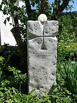 Grab- und Gedenkstein von August Cueni (1883–1966) Kunst Maler, Holz- und Linolschneider, Schlossgasse in Zwingen