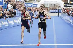 Alan Webb (links) und Gregor Buchholz beim ITU World Triathlon Hamburg, 2014