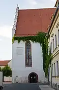 Stadtwärts gerichtete Seite der Klosterkirche