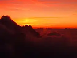 Sonnenuntergang fotografiert vom Donnerkogel Richtung Bischofsmütze