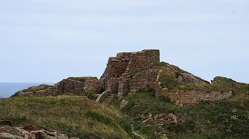 Grosnez Castle – Gesamtansicht