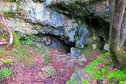 Eingang zur Grotte Valaurie