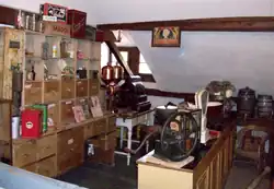 Die wiederaufgebaute Drogerie aus den 1920er Jahren