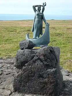 Statue der Guðríðr Þorbjarnardóttir auf Island