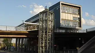 Hörder Brücke mit Bezirksverwaltungsstelle