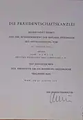 Der Bundespräsident der Rep. Österreich verleiht Hans Pawlik,3. Präsident des Kärntner Landtages a.&nbsp;D., das "Ehrenzeichen für Verdienste um die Befreiung Österreichs".