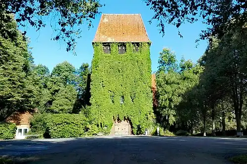 Kapelle 1 beim Eingang 2