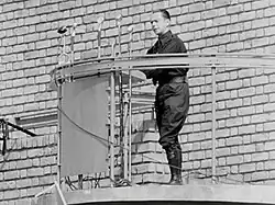 Adriaan van Hees am Rednerpult