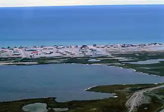 Hall Beach aus etwa 400 Metern Höhe