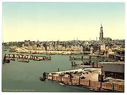 Hafen mit Michel um 1900 und Luftbild, 1920