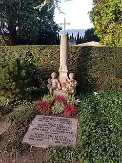 Hans Herold-Zollikofer (1908–2002) Jurist. Grab, Friedhof Rehalp, Zürich