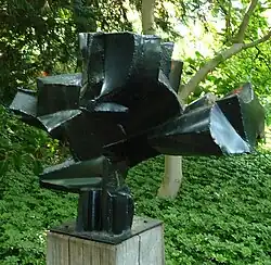 Waagerecht angreifend (1964). Luisenpark Mannheim