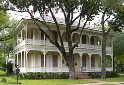 Harrison-Hastedt House, gelistet im NRHP mit der Nr. 04000231[1]