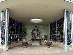 Schutzmantelmadonna, im Osten Harsewinkels