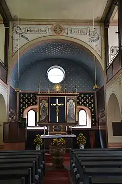 Inneres mit Blick zur Apsis