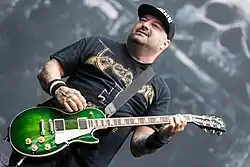 Rhythmus-Gitarrist Frank Novinec