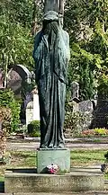 Die Trauernde auf dem Hauptfriedhof Freiburg (1951)
