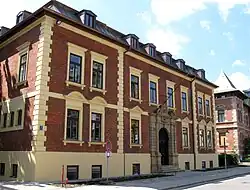 Nr. 7: Villenartiger Neurenaissancebau