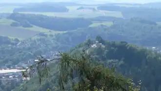 Blick vom Bad Lauterberger Bismarckturm auf dem Kummelberg zum Bad Lauterberger Hausberg