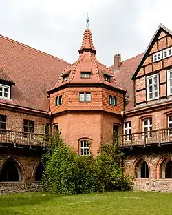 Kaiserturm im Innenhof