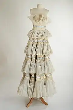 Taschentuchkleid (1957)