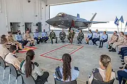IDF Generalstabschef Herzi Halewi (braune Stiefel) zu Besuch auf der Nevatim Airbase im Februar 2023