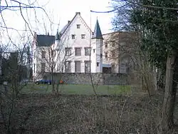 Hinteres Schlösschen und Bannturm
