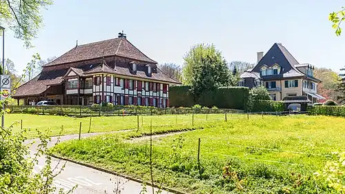 Bauernhaus und Villa am Hinterbergweg