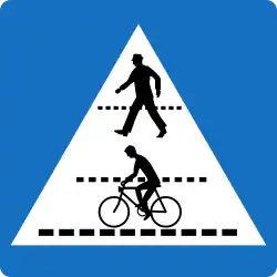 2c. „KENNZEICHNUNG EINES SCHUTZWEGS UND EINER RADFAHRER­ÜBERFAHRT“ (aus Sicht des ankommenden Verkehrs: Radfahrer­überfahrt und Schutzweg)