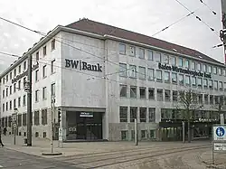 Die ehemalige Handels- und Gewerbebank an der Allee 11 (1953)