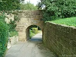 Steinbrücke über Dorfgraben