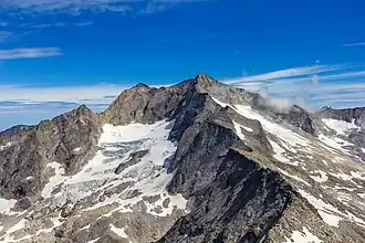 Hochalmspitze von Süden mit Winkelkees (links)
