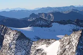 Die Goldbergspitze in Bildmitte aufgenommen vom Hocharn im Norden