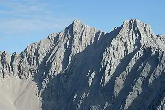 Hochglück (links) und Kaiserkopf (rechts) von Süden