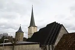 Die Kirche in Hollstadt